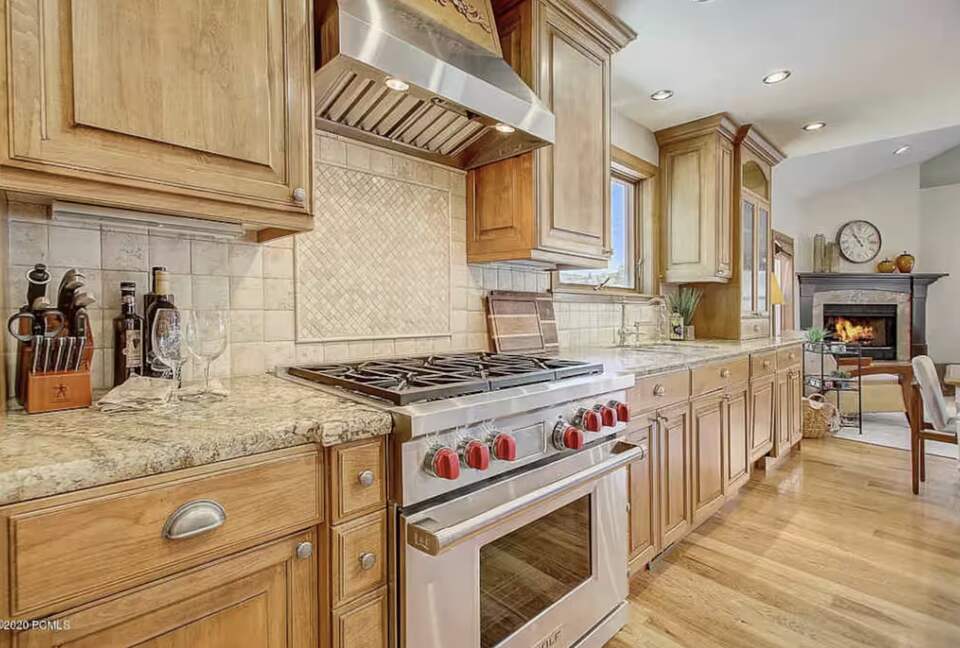 Chef's Kitchen - Wolf Range