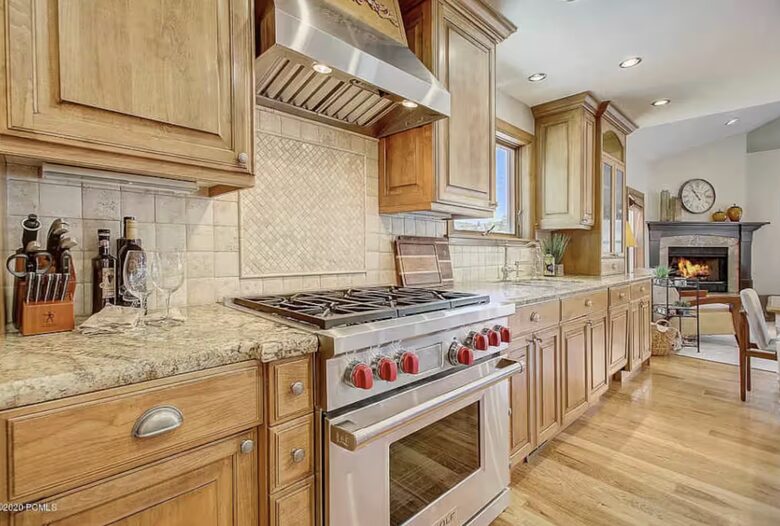 Chef's Kitchen - Wolf Range