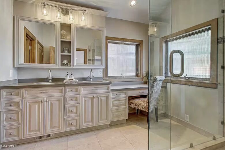 Park City Hideaway with Direct Lift Access & Cozy Fireplaces - Park City, Utah