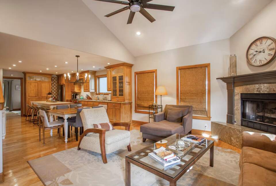 Park City Hideaway with Direct Lift Access & Cozy Fireplaces - Park City, Utah