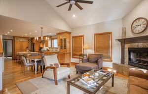 Park City Hideaway with Direct Lift Access & Cozy Fireplaces - Park City, Utah