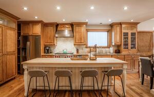 Park City Hideaway with Direct Lift Access & Cozy Fireplaces - Park City, Utah