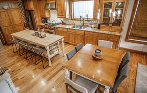 Park City Hideaway with Direct Lift Access & Cozy Fireplaces - Park City, Utah