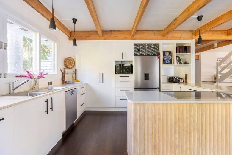 Tropical Family Oasis Minutes from Main Street Byron - Ewingsdale, Australia