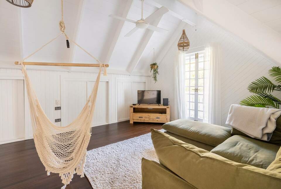 Tropical Family Oasis Minutes from Main Street Byron - Ewingsdale, Australia