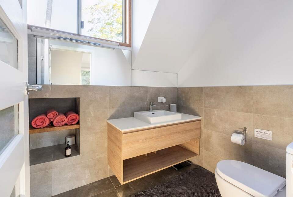 Tropical Family Oasis Minutes from Main Street Byron - Ewingsdale, Australia