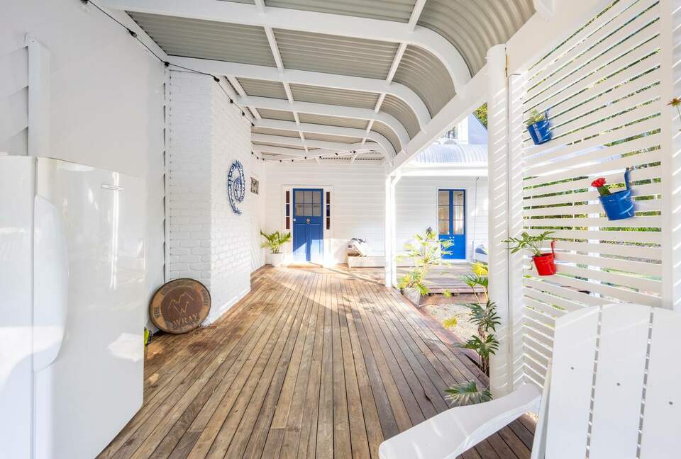 Tropical Family Oasis Minutes from Main Street Byron - Ewingsdale, Australia