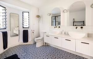 Tropical Family Oasis Minutes from Main Street Byron - Ewingsdale, Australia