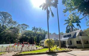 Tropical Family Oasis Minutes from Main Street Byron - Ewingsdale, Australia