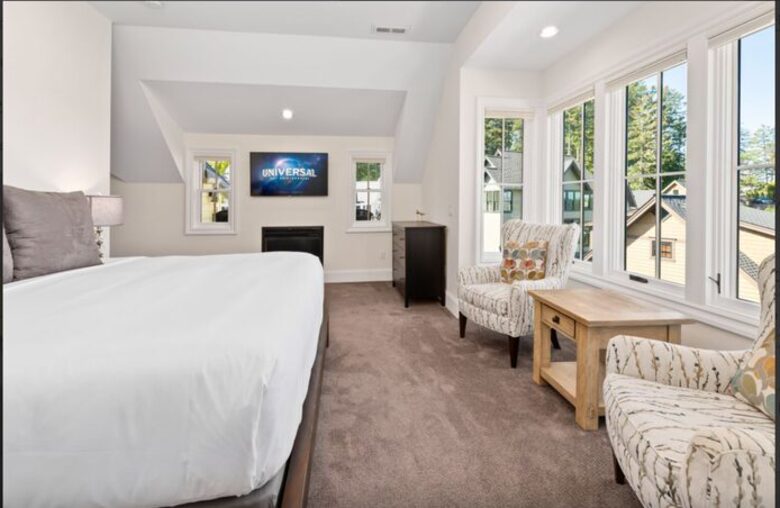 Harborview Retreat with Coastal Charm - Friday Harbor, Washington