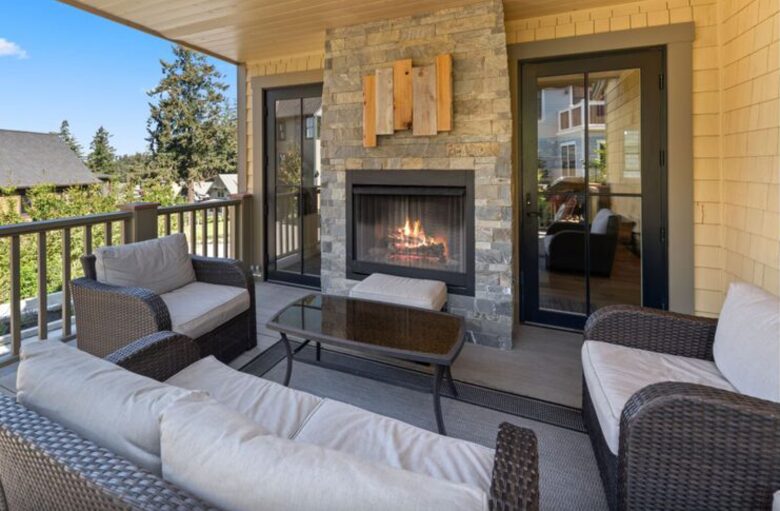 Harborview Retreat with Coastal Charm - Friday Harbor, Washington