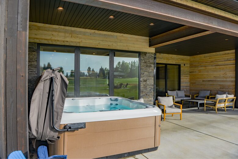 Elevated Living in Star Valley Ranch - Star Valley Ranch, Wyoming