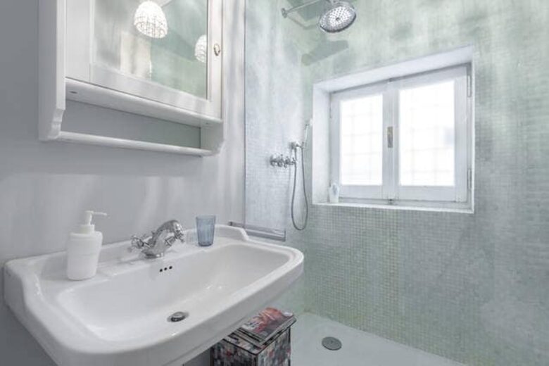 Charming Roman Apartment Near Piazza Navona - Rome, Italy