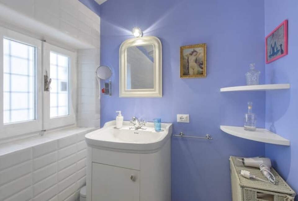 Charming Roman Apartment Near Piazza Navona - Rome, Italy