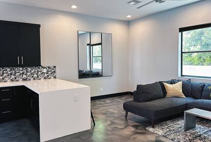 Stylish Chandler Escape with Outdoor Kitchen & Cinema Room - Chandler, Arizona