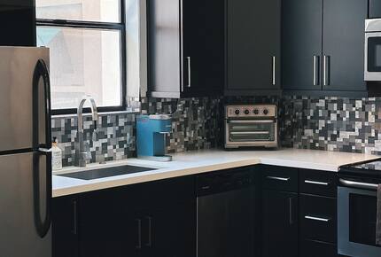 Stylish Chandler Escape with Outdoor Kitchen & Cinema Room - Chandler, Arizona