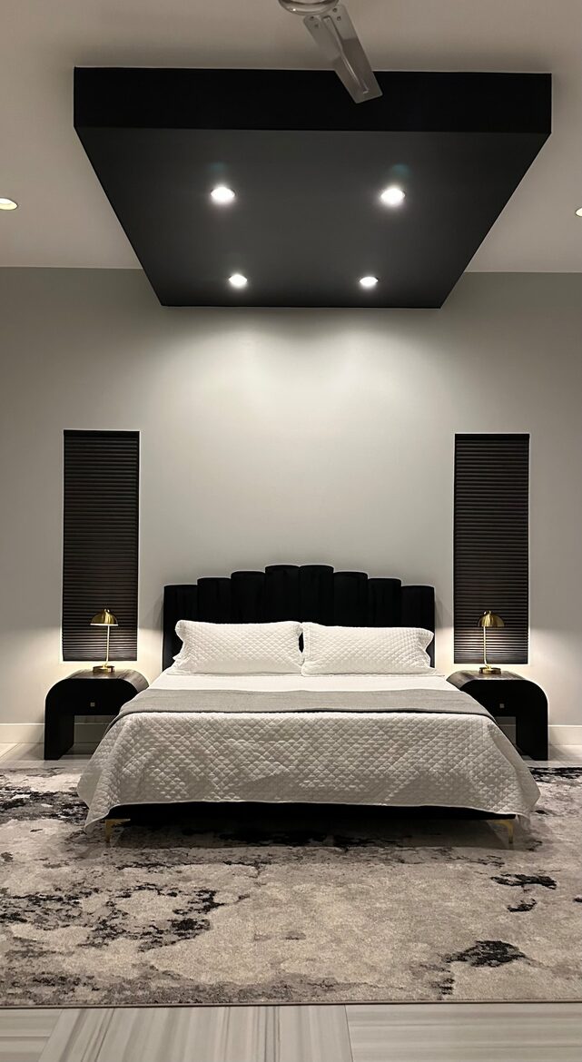 Stylish Chandler Escape with Outdoor Kitchen & Cinema Room - Chandler, Arizona