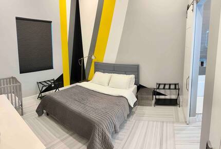 Stylish Chandler Escape with Outdoor Kitchen & Cinema Room - Chandler, Arizona