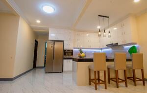 First Floor Full Kitchen