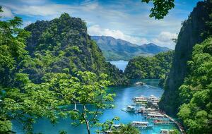 Coron's iconic Kayangan Lake.