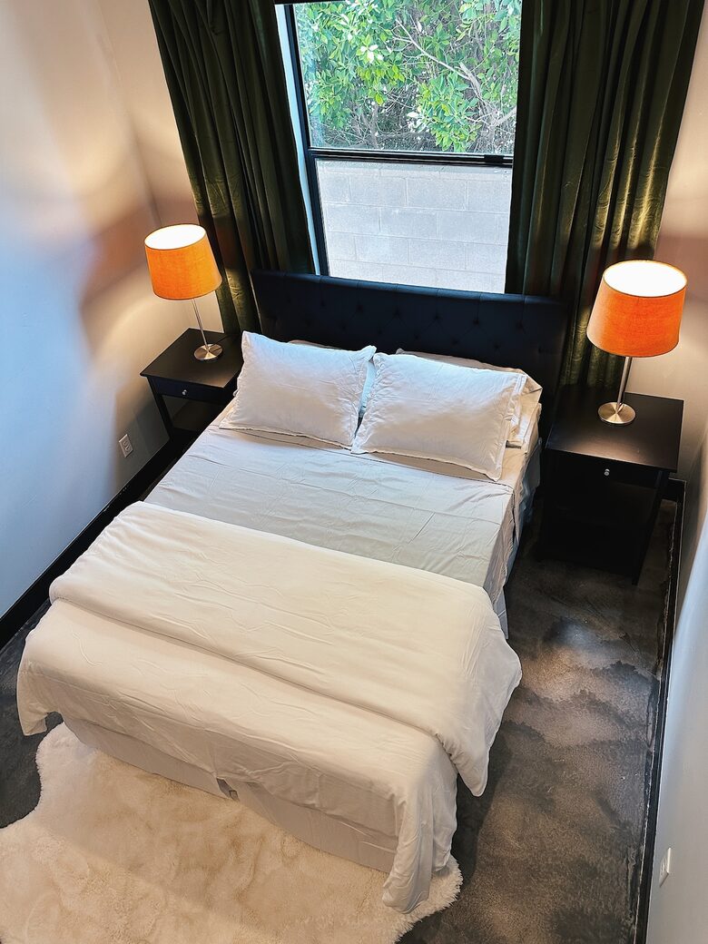 Stylish Chandler Escape with Outdoor Kitchen & Cinema Room - Chandler, Arizona