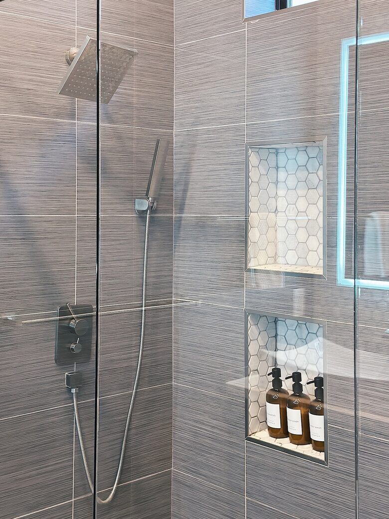 Stylish Chandler Escape with Outdoor Kitchen & Cinema Room - Chandler, Arizona