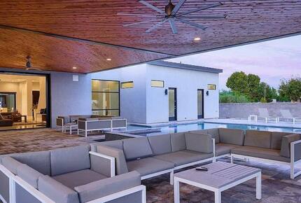 Stylish Chandler Escape with Outdoor Kitchen & Cinema Room - Chandler, Arizona