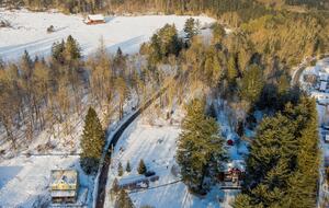 Modern Country Escape on a 117-Acre Farm - Livingston Manor, New York