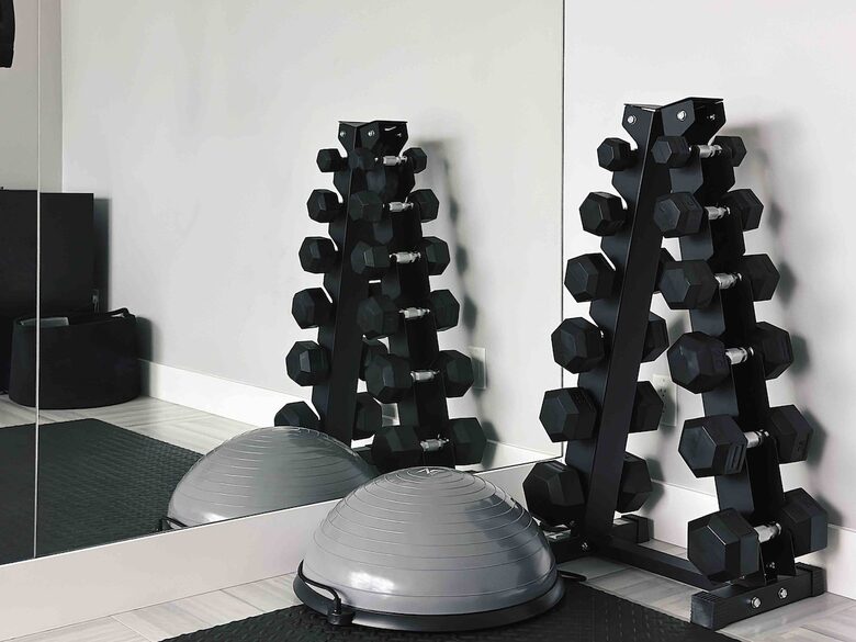 Stylish Chandler Escape with Outdoor Kitchen & Cinema Room - Chandler, Arizona