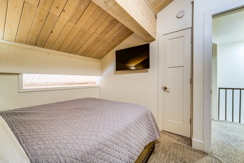 Northstar Alpine Ski In/Out Condo - Truckee, California