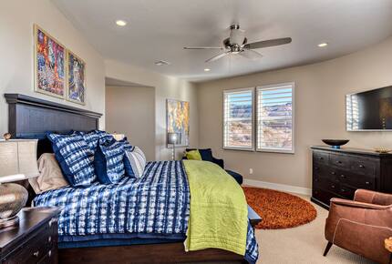 Luxury Two-Story Home with Hot Tub and Outdoor Living Spaces - St. George, Utah