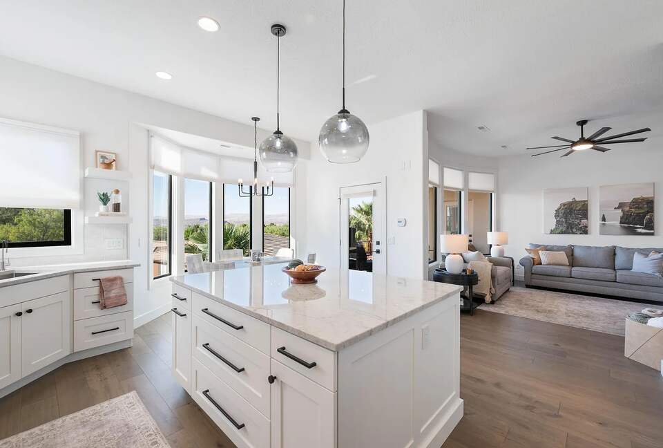 Red Rock Escape with Private Pool - St. George, Utah