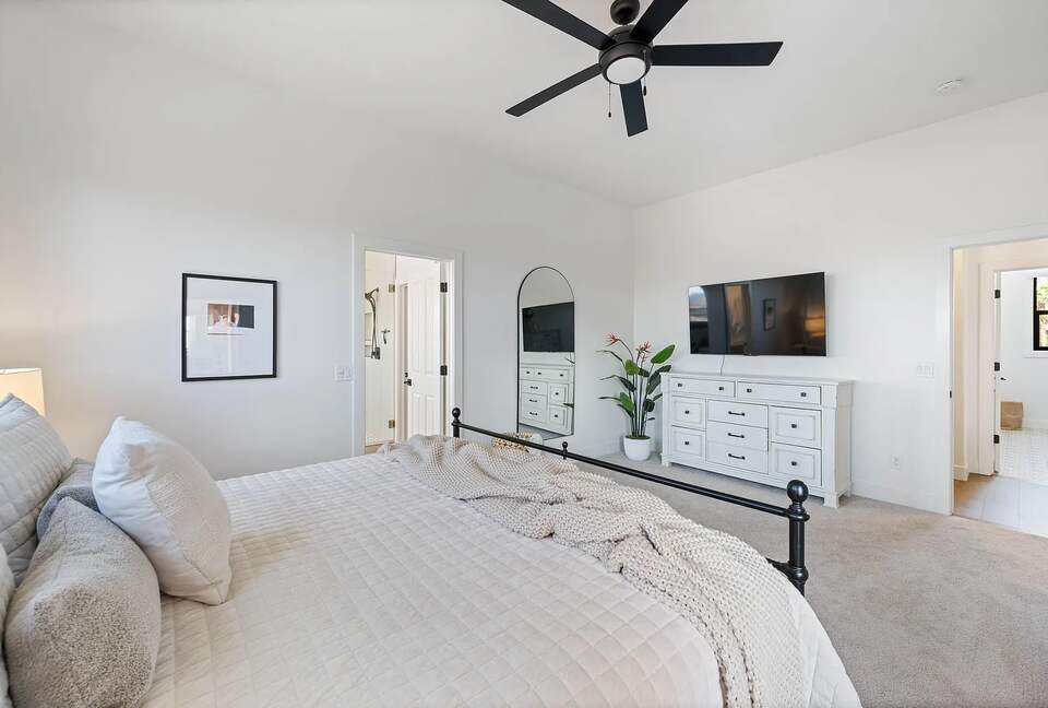 Red Rock Escape with Private Pool - St. George, Utah