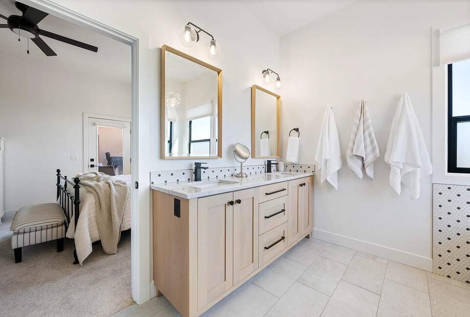 Red Rock Escape with Private Pool - St. George, Utah