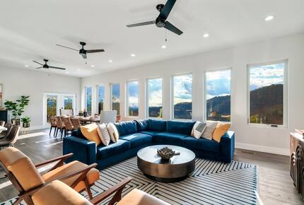 Modern Sevierville Escape | Mountain Views & Multi-Level Living - Sevierville, Tennessee