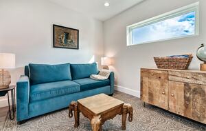 Modern Sevierville Escape | Mountain Views & Multi-Level Living - Sevierville, Tennessee