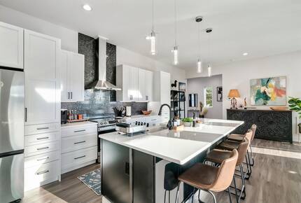 Modern Sevierville Escape | Mountain Views & Multi-Level Living - Sevierville, Tennessee