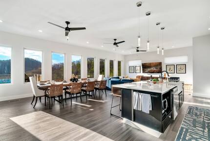 Modern Sevierville Escape | Mountain Views & Multi-Level Living - Sevierville, Tennessee
