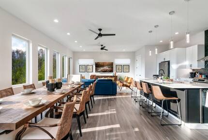 Modern Sevierville Escape | Mountain Views & Multi-Level Living - Sevierville, Tennessee