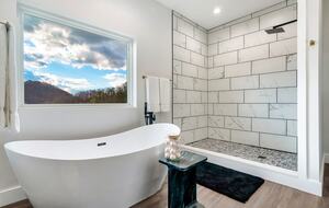 Modern Sevierville Escape | Mountain Views & Multi-Level Living - Sevierville, Tennessee