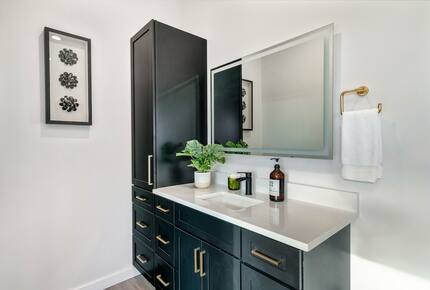 Modern Sevierville Escape | Mountain Views & Multi-Level Living - Sevierville, Tennessee