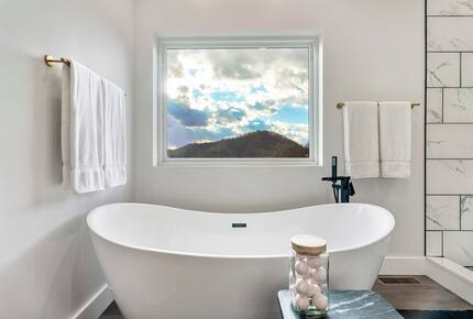 Modern Sevierville Escape | Mountain Views & Multi-Level Living - Sevierville, Tennessee