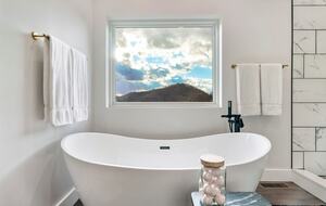 Modern Sevierville Escape | Mountain Views & Multi-Level Living - Sevierville, Tennessee