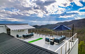 Modern Sevierville Escape | Mountain Views & Multi-Level Living - Sevierville, Tennessee