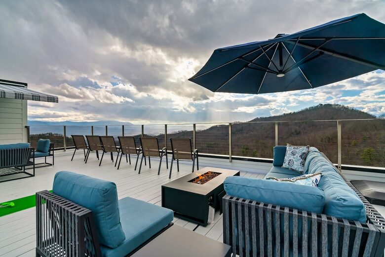 Modern Sevierville Escape | Mountain Views & Multi-Level Living - Sevierville, Tennessee