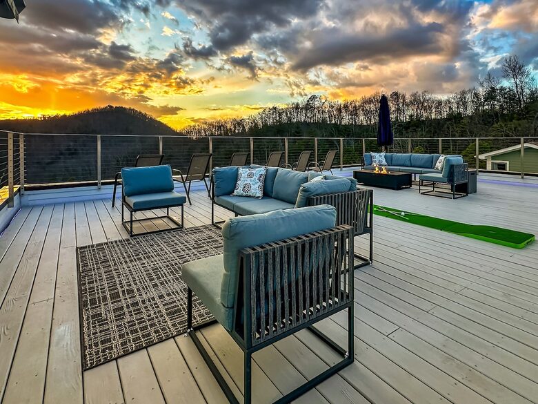 Modern Sevierville Escape | Mountain Views & Multi-Level Living - Sevierville, Tennessee