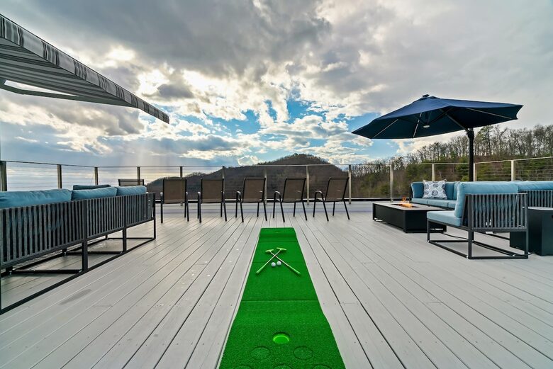 Modern Sevierville Escape | Mountain Views & Multi-Level Living - Sevierville, Tennessee