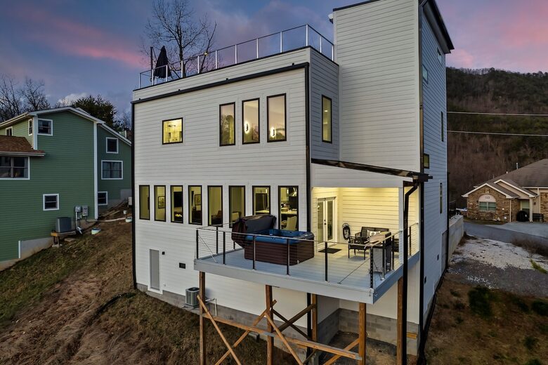Modern Sevierville Escape | Mountain Views & Multi-Level Living - Sevierville, Tennessee