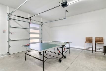 Modern Sevierville Escape | Mountain Views & Multi-Level Living - Sevierville, Tennessee