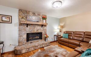 Spacious North Carolina Escape with Hot Tub & Fire Pit - Franklin, North Carolina